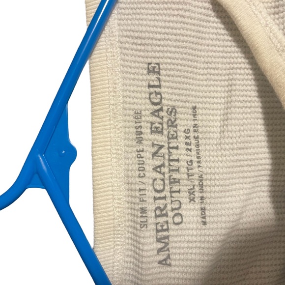 Bundle of two men’s American Eagle long sleeve - Picture 3 of 6